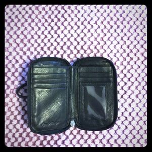 Osgoode Marley zip around wallet